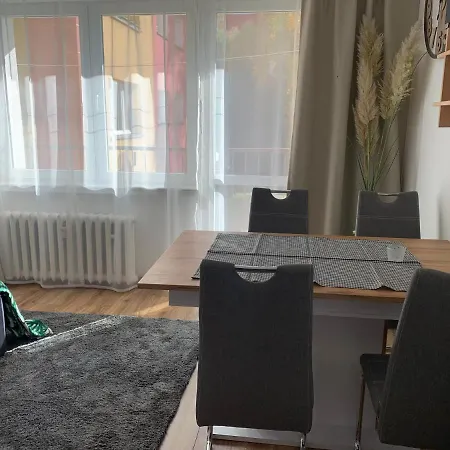 Karkonosze_cieplice Zdroj 아파트 옐레니아구라